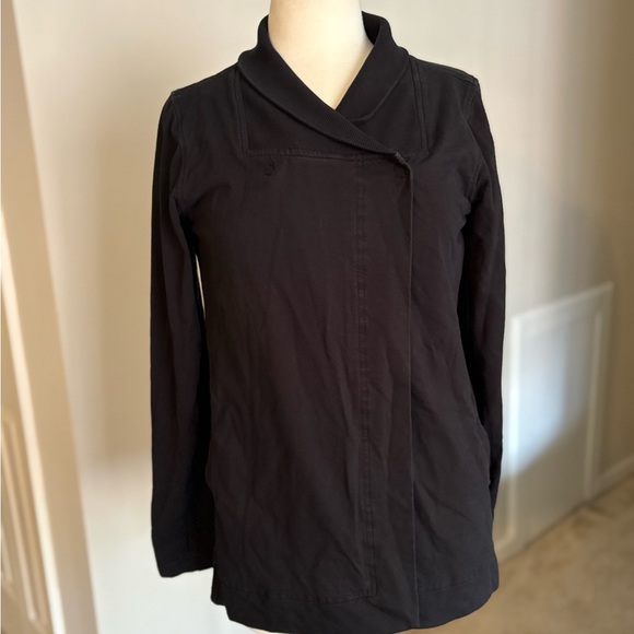 lululemon athletica Jackets & Blazers - Lululemon Athletica Black Button Jacket